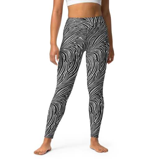 Morgan's Strata on a Yoga Leggings