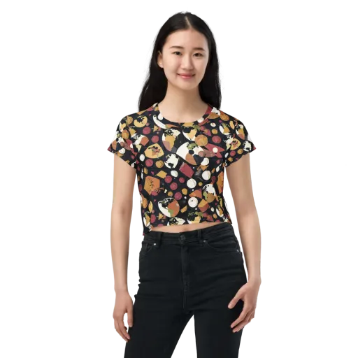 Orbiting Correspondence on a Crop Tee