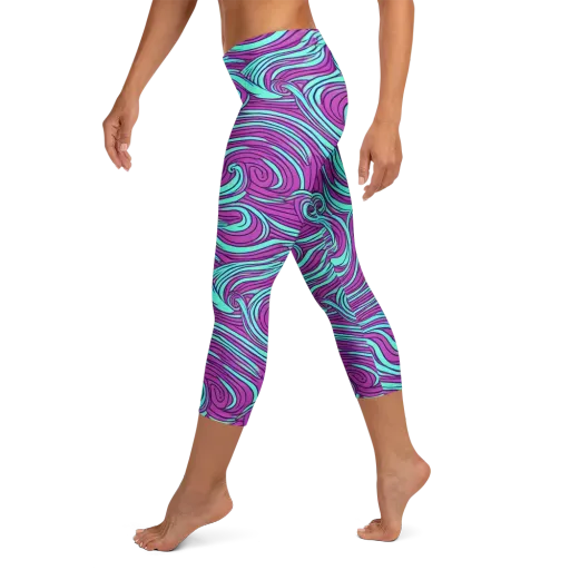 Neon Tidal on a Capri Leggings