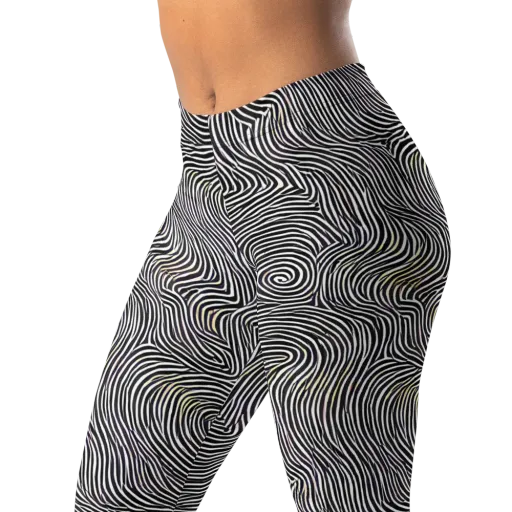 Noir Contours on a Leggings