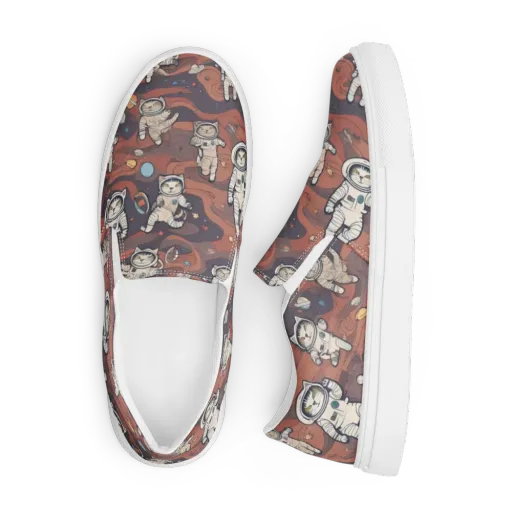 Orbiting Tabby on a Men's Slip-On Canvas Shoes