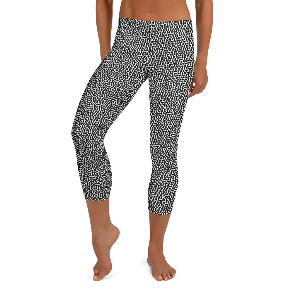 Noir Cellscape on Capri Leggings — Front