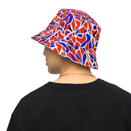 Primary Fracture on a Reversible Bucket Hat