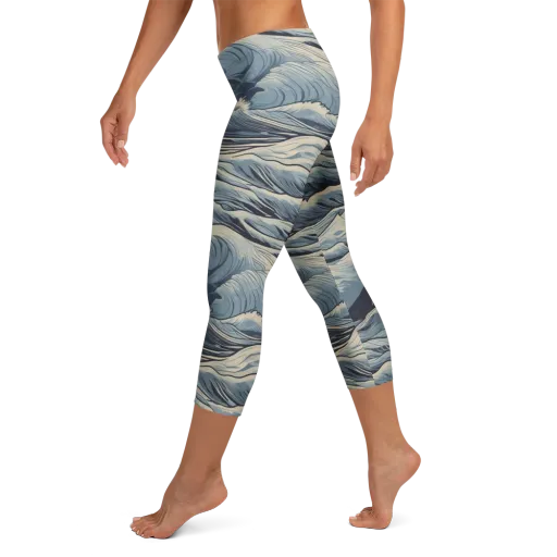 Moonlit Swell on a Capri Leggings