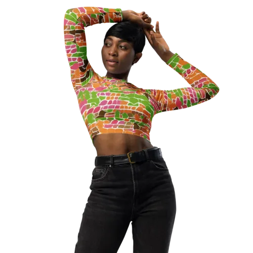 Gallery Crowd on a Long Sleeve Crop Top