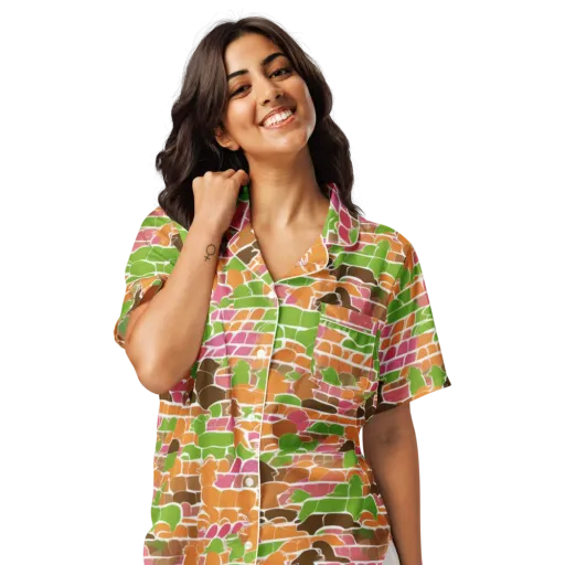 Gallery Crowd on a Women's Short Sleeve Pajama Top