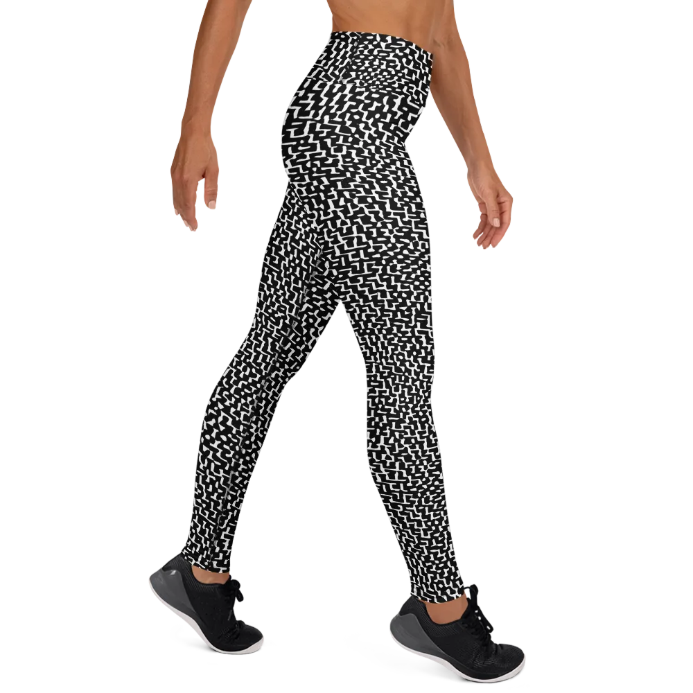 Ink Maze on Yoga Leggings — Right