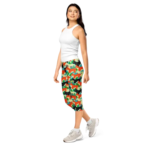 Foxglove Pack on a Capri Leggings