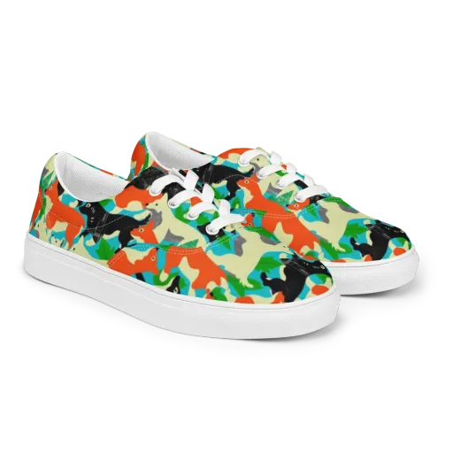Foxglove Pack on a Men's Lace-Up Canvas Shoes