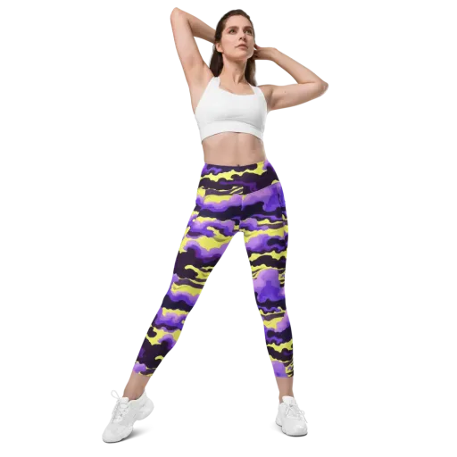 Night Bloom Current on a Leggings with Pockets