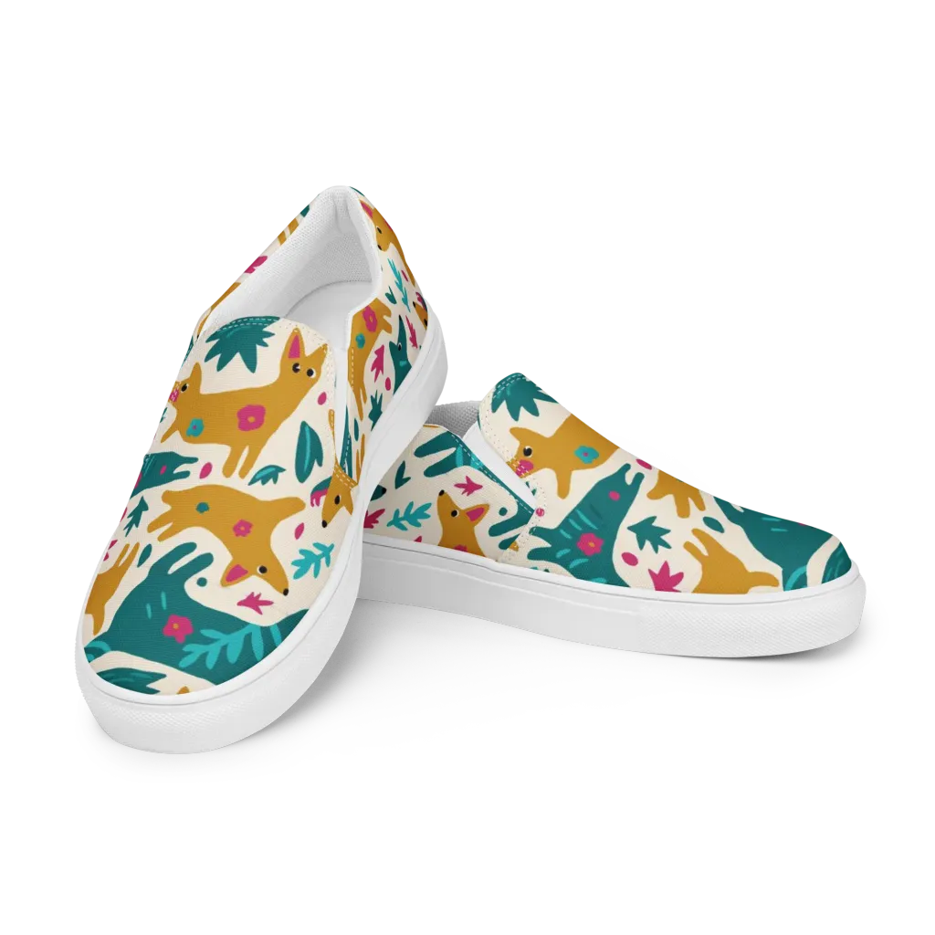 Safari Scribble on Women's Slip-On Canvas Shoes — Left Front