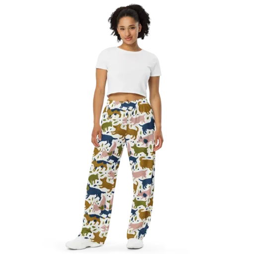 Woodland Zoom on a Wide-Leg Pants