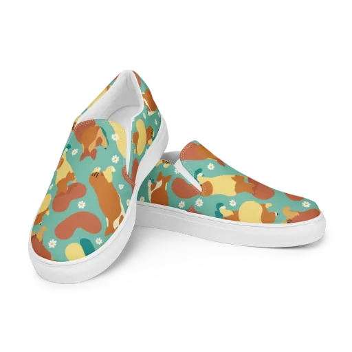 Daisy Dachshund on a Men's Slip-On Canvas Shoes