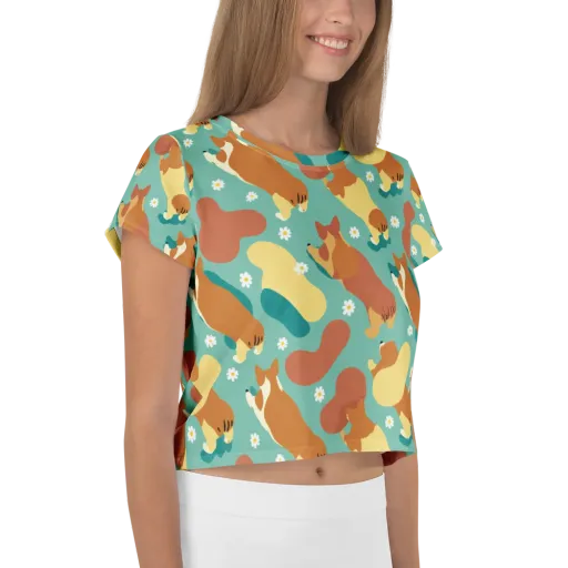 Daisy Dachshund on a Crop Tee