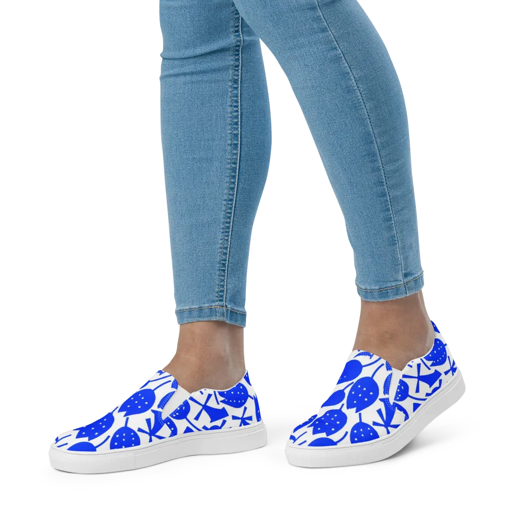 Bluebell Static on Women's Slip-On Canvas Shoes — Front