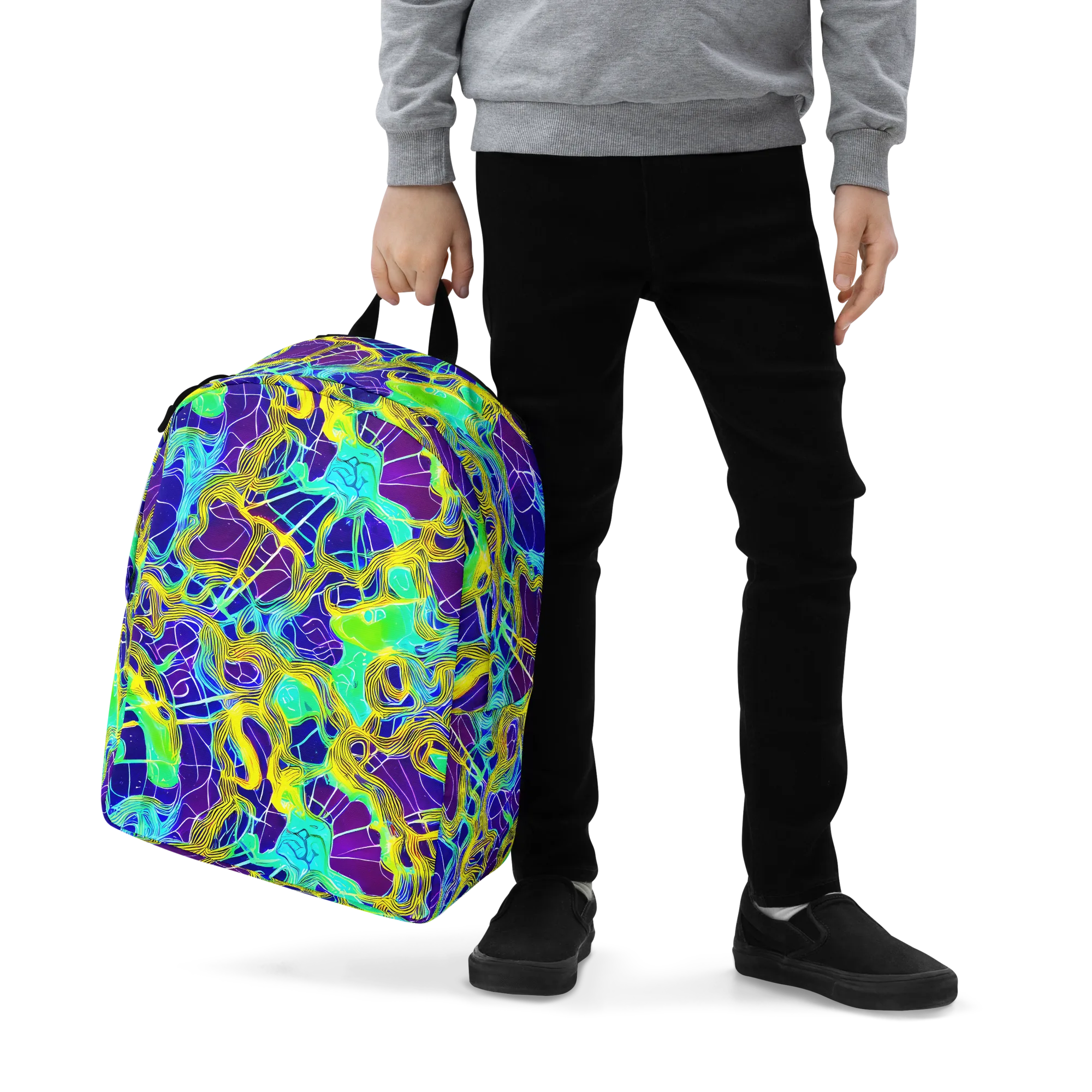 Caroline Gotch on Minimalist Backpack — Zoomed-in