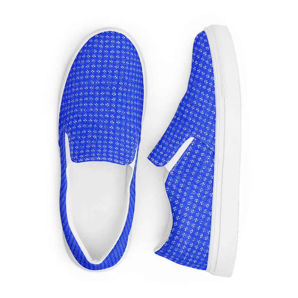 Azure Tangle on Men's Slip-On Canvas Shoes — Front