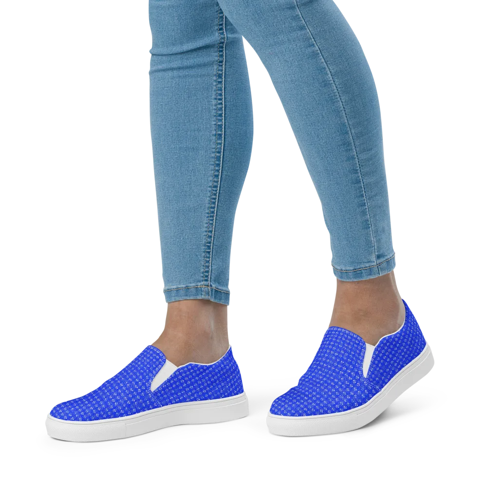Azure Tangle on Women's Slip-On Canvas Shoes — Front