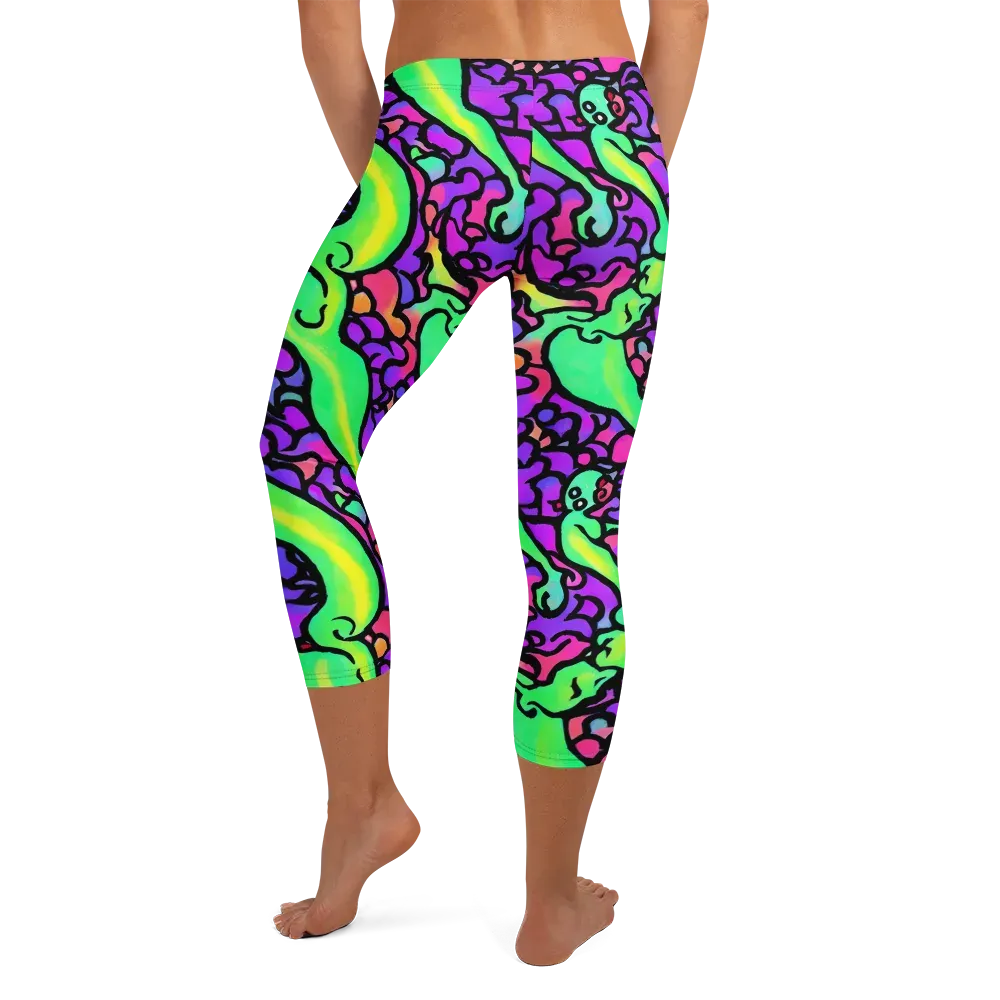 Kent's Crescendo on Capri Leggings — Back