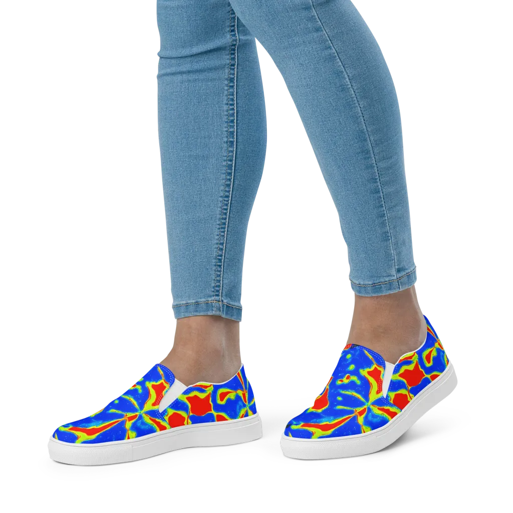 Heatwave Drift on Women's Slip-On Canvas Shoes — Front