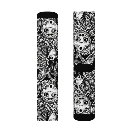 Ink-eyed Reverie on a Socks