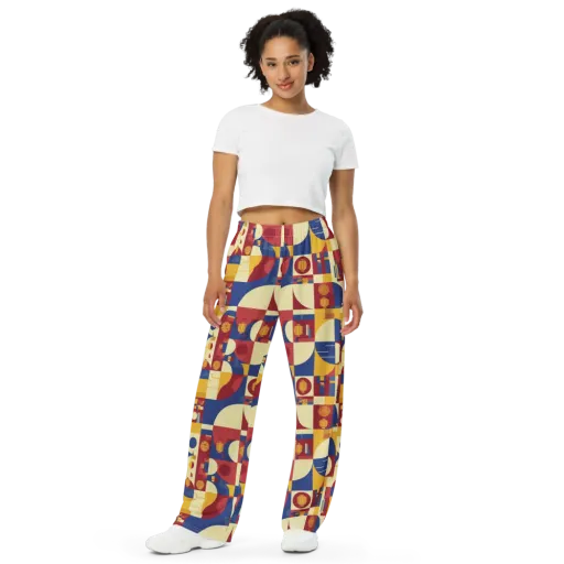 Lantern Geometry on a Wide-Leg Pants