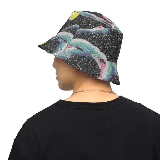 Lunar Waves on a Reversible Bucket Hat