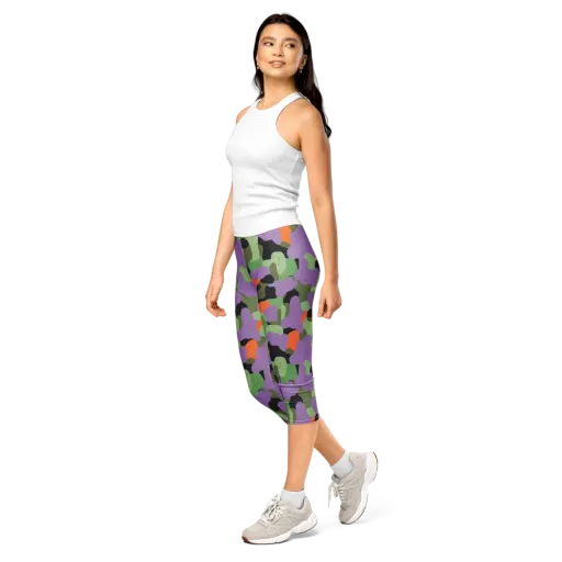 Moss Mirage on a Capri Leggings