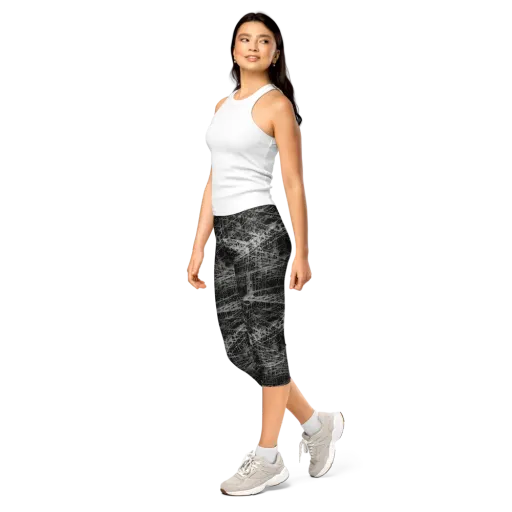 Monochrome Mesh on a Capri Leggings