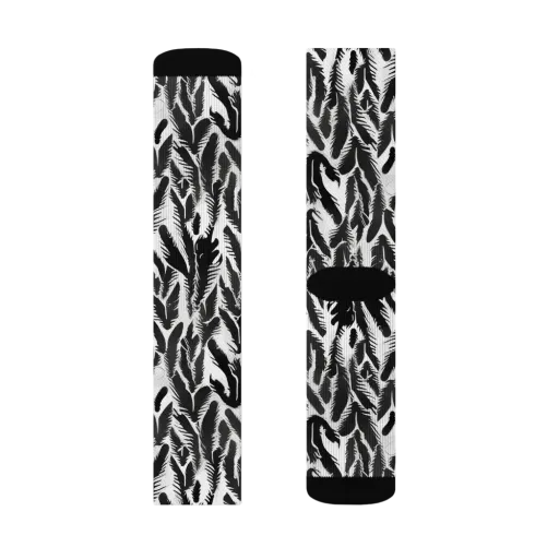 Inkwood Feather on a Socks