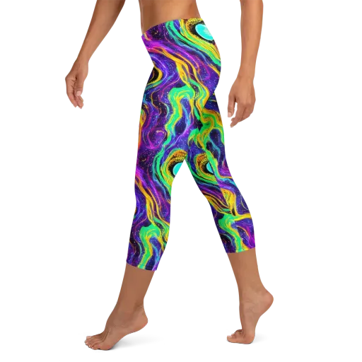 Jackson Swirl on a Capri Leggings
