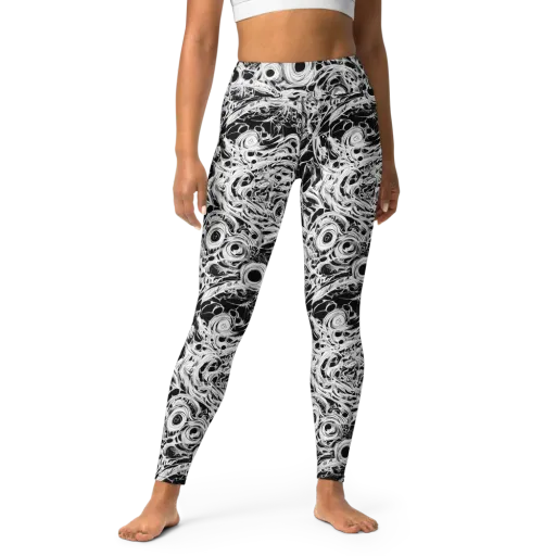 Noir Organism on a Yoga Leggings