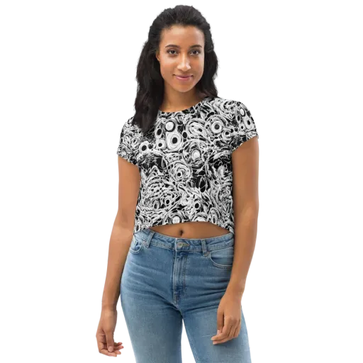 Noir Organism on a Crop Tee