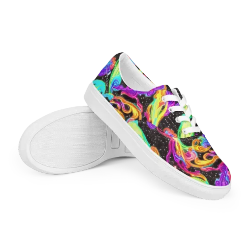 Yuan Whirls on a Men's Lace-Up Canvas Shoes