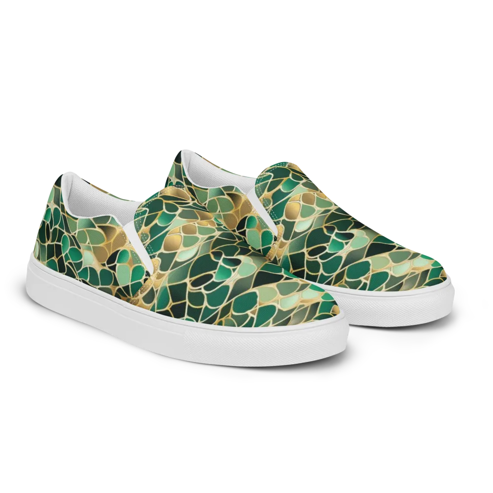 Gilded Emerald Lattice on Men's Slip-On Canvas Shoes — Right Front