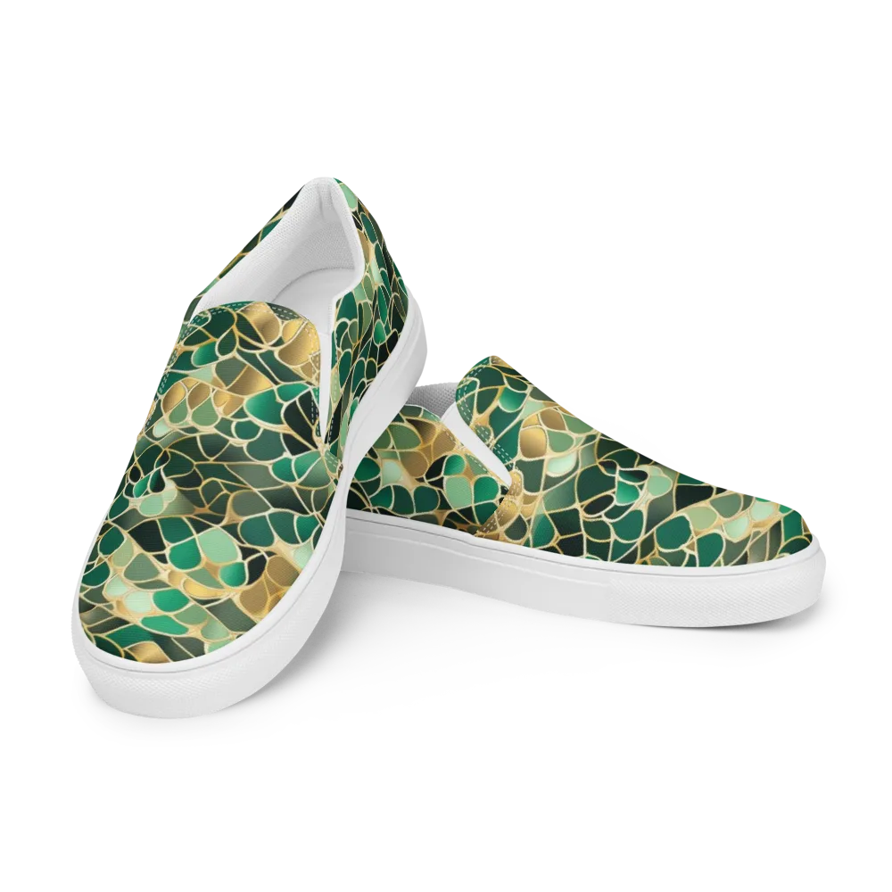 Gilded Emerald Lattice on Men's Slip-On Canvas Shoes — Left Front