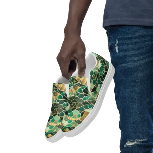 Gilded Emerald Lattice on a Men's Slip-On Canvas Shoes