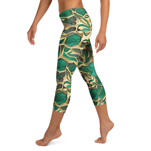 Jade Canopy on a Capri Leggings