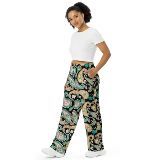 Clover Caravan on a Wide-Leg Pants