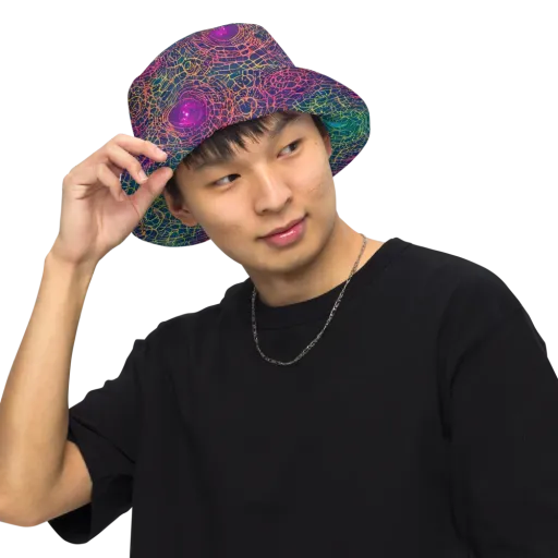 Velde Vortex on a Reversible Bucket Hat