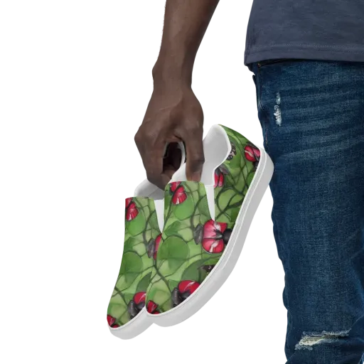 Crimson Lily Pad on a Men's Slip-On Canvas Shoes