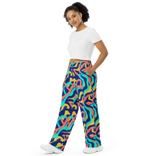 Chromatic Knot on a Wide-Leg Pants