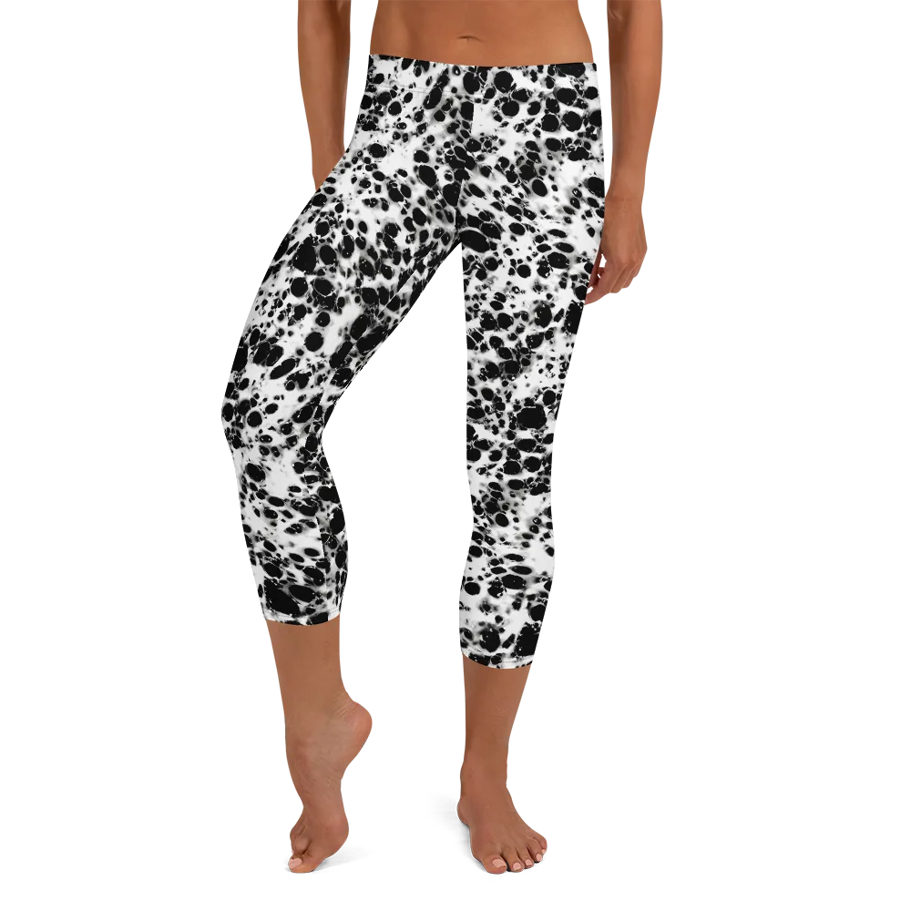 Obsidian Foam on Capri Leggings — Front