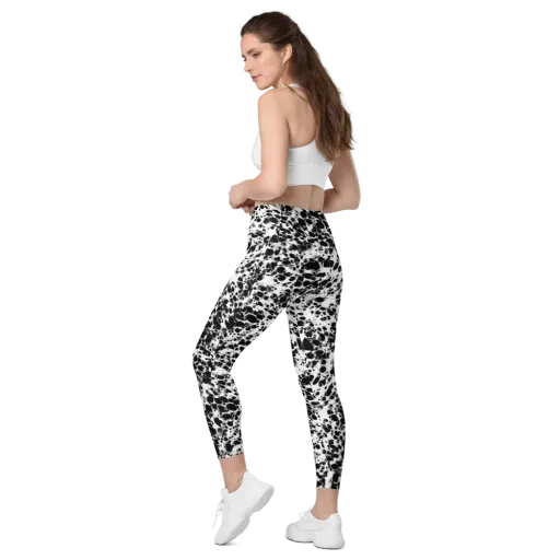 Obsidian Foam on a Leggings with Pockets
