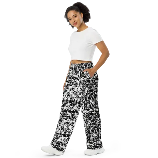 Obsidian Foam on a Wide-Leg Pants