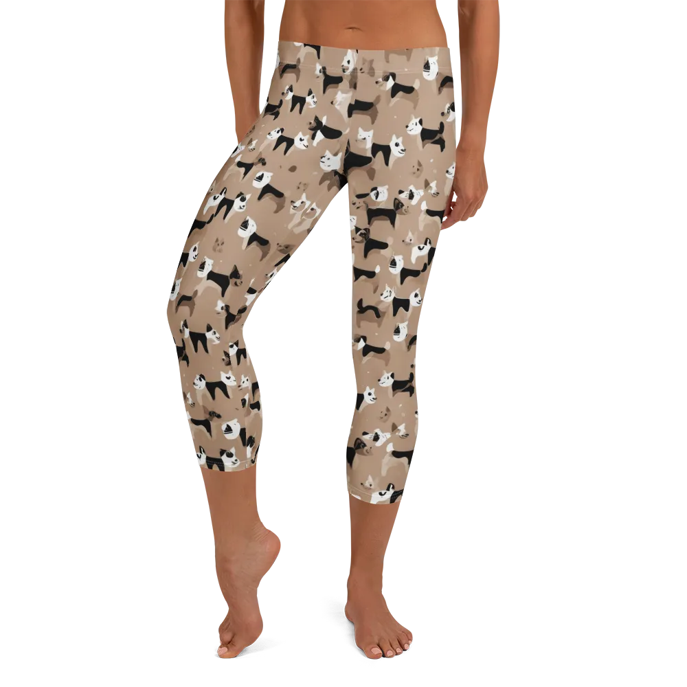 Café Catwalk on Capri Leggings — Front