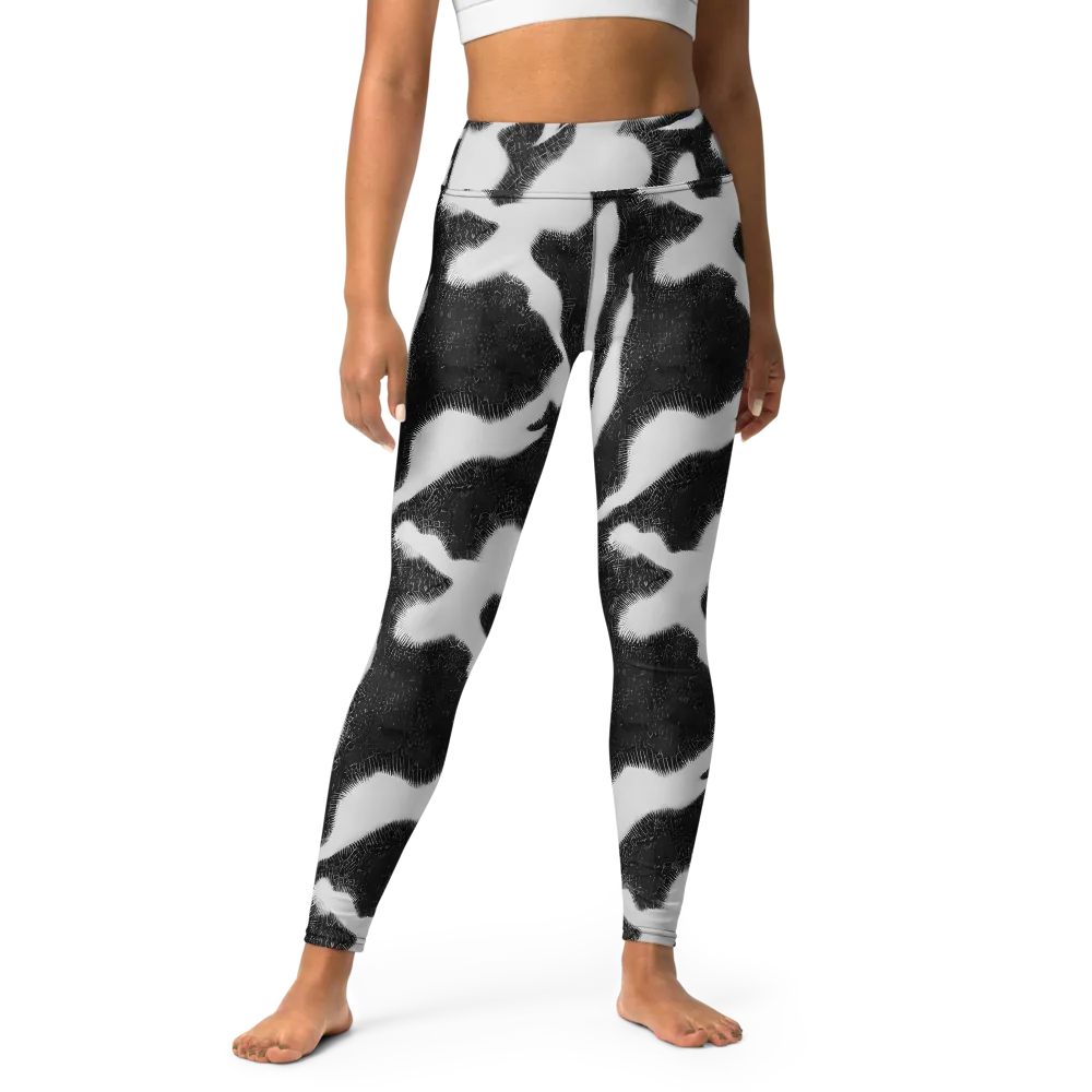 Ray's Illusion on Yoga Leggings — Front