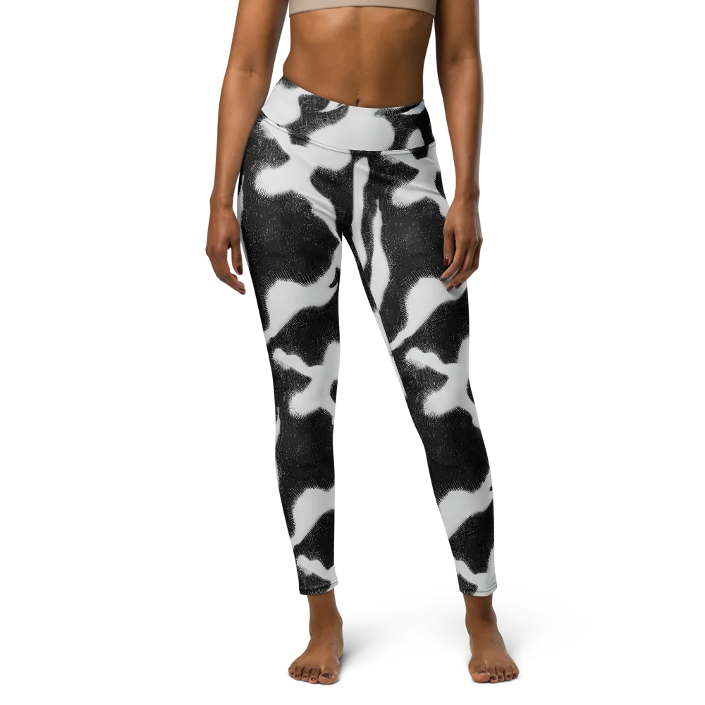 Ray's Illusion on Yoga Leggings — Front