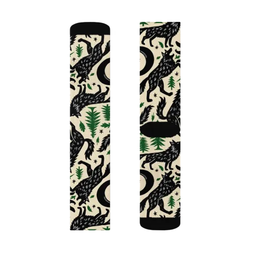 Black Pine Howl on a Socks