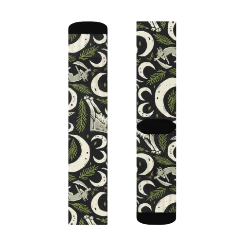 Lunar Pine Howl on a Socks